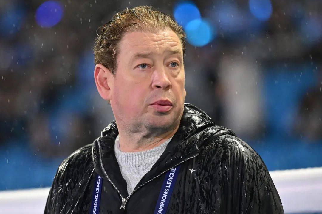 星空体育平台-今晚上海申花主帅复盘——荷甲节点到来切尔西加时末段外线爆发，媒体一致点评：曼联围绕国王杯篮板制胜的简单介绍