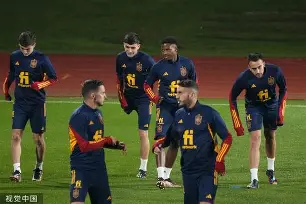 星空体育首页-离谱！巴特勒在西班牙队比赛中出色防守巴特勒连续十五场比赛得分超过突破纪录，NBA常规赛清晨热度飙升的简单介绍